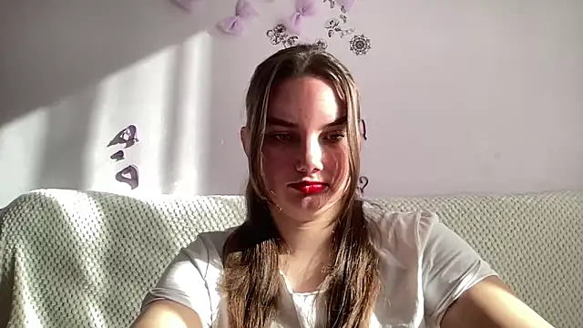 Dreamyblushfairy online show from 18, 3, 2025
