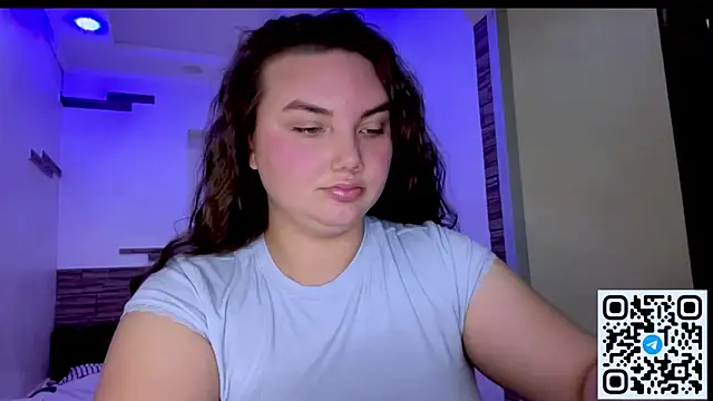 Snapshot of Dreamyblushfairy chatting on 11, 5, 2026 Dreamyblushfairy online show from 11, 5, 2026