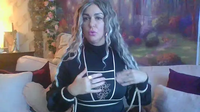 BELLAMORGANE1 online show from 23, 12, 2024