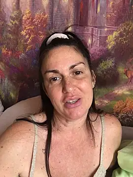 BELLAMORGANE1 online show from 23, 4, 2026