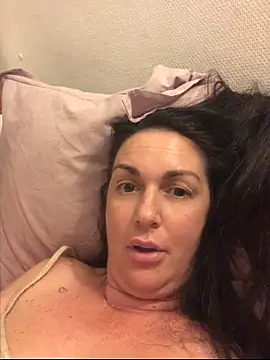 BELLAMORGANE1 online show from 4, 5, 2026