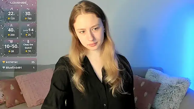 Snapshot of Haley_Vixen chatting on 19, 5, 2026 Haley Vixen online show from 19, 5, 2026