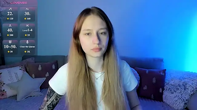 Snapshot of Haley_Vixen chatting on 23, 5, 2026 Haley Vixen online show from 23, 5, 2026