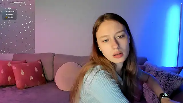 Snapshot of Haley_Vixen chatting on 13, 7, 2026 Haley Vixen online show from 13, 7, 2026