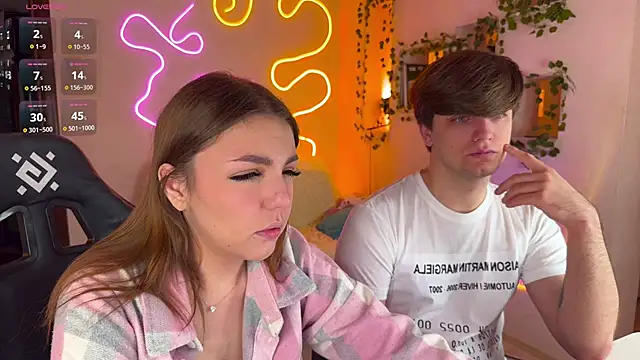 RobertAndLinela online show from 21, 10, 2025