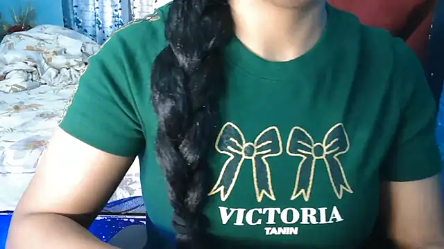 Snapshot of Somiya87 chatting on 25, 5, 2026 Somiya87 online show from 25, 5, 2026