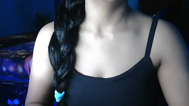Snapshot of Somiya87 chatting on 15, 5, 2026 Somiya87 online show from 15, 5, 2026