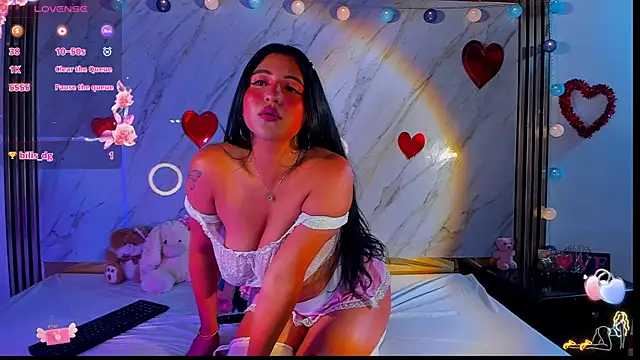 Snapshot of Lana_Parker_01 chatting on 5, 7, 2026 Lana Parker 01 online show from 5, 7, 2026