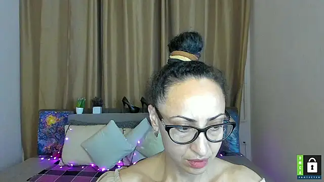 Arianasweety23 online show from 11, 11, 2025