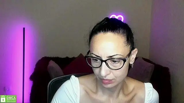 Arianasweety23 online show from 10, 9, 2025