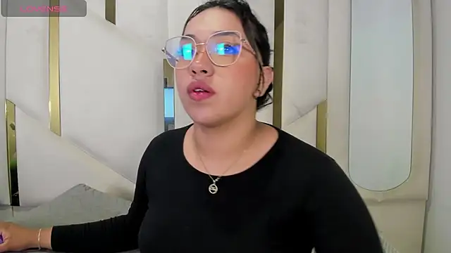 IsabellRodriguez18 online show from 19, 6, 2026