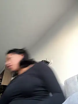 IsabellRodriguez18 online show from 19, 12, 2025