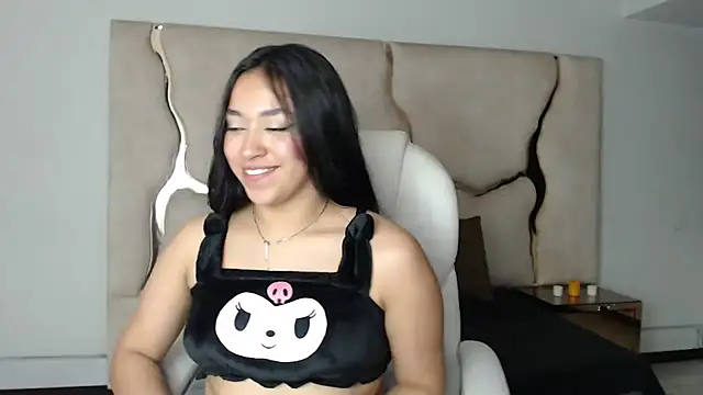 IsabellRodriguez18 online show from 23, 2, 2025
