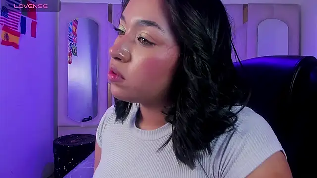 IsabellRodriguez18 online show from 26, 6, 2026