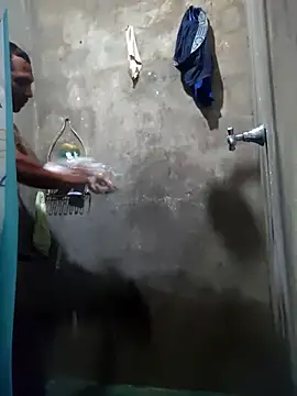 yaxom33 online show from 3, 4, 2026