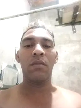 yaxom33 online show from 24, 2, 2026