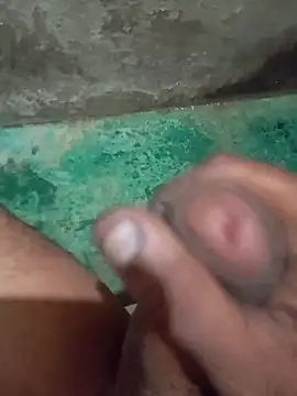 yaxom33 online show from 15, 3, 2026