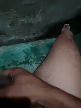 yaxom33 online show from 28, 3, 2026