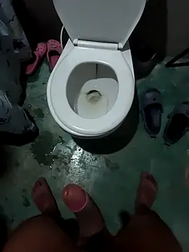 yaxom33 online show from 11, 4, 2026