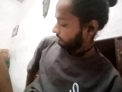 IamRentedBoybfriend online show from 8, 10, 2025