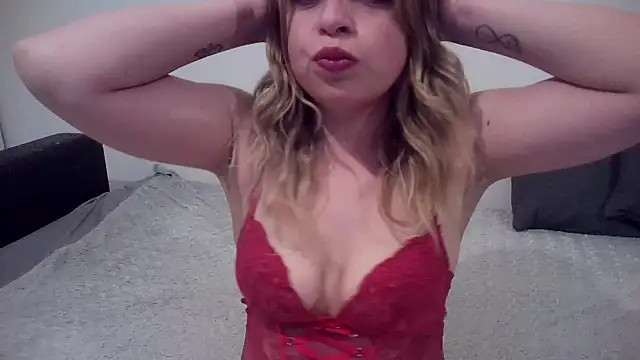 Sweet bluegirl24 online show from 21, 3, 2025