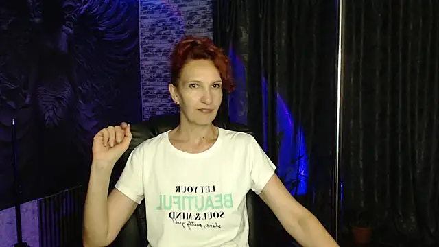 Snapshot of Colibri_ chatting on 9, 9, 2025 Colibri online show from 9, 9, 2025