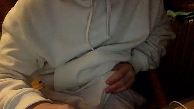 Snapshot of nevermind298079 chatting on 8, 2, 2025 nevermind298079 online show from 8, 2, 2025