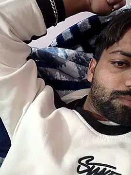 Snapshot of playboyz77 chatting on 20, 11, 2025 playboyz77 online show from 20, 11, 2025