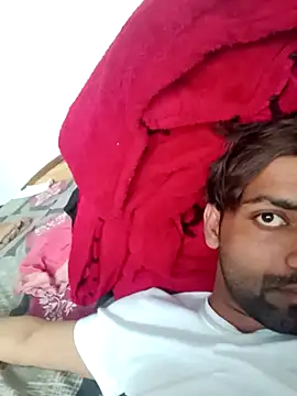 Snapshot of playboyz77 chatting on 4, 3, 2025 playboyz77 online show from 4, 3, 2025