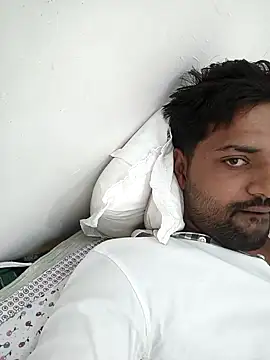 Snapshot of playboyz77 chatting on 14, 10, 2025 playboyz77 online show from 14, 10, 2025