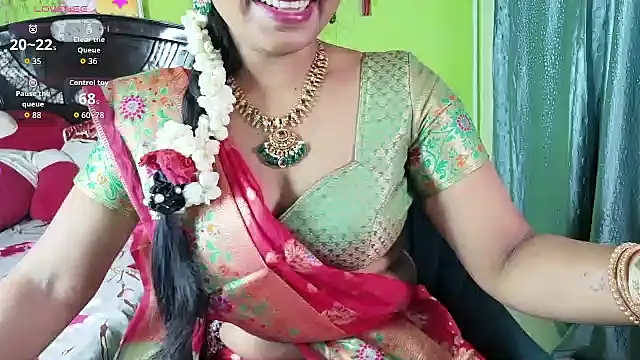 Snapshot of sexyhoney27 chatting on 16, 10, 2025 sexyhoney27 online show from 16, 10, 2025