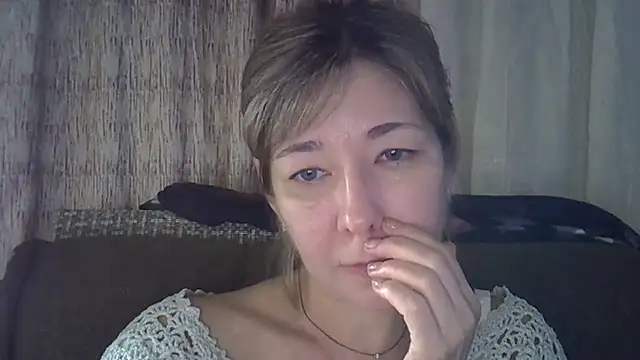 EllaJohnsonX online show from 11, 1, 2025