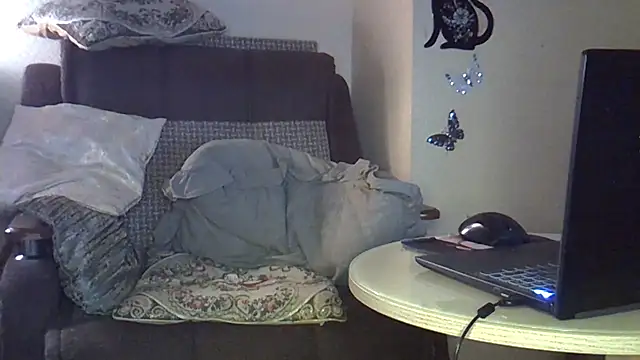 EllaJohnsonX online show from 15, 3, 2026