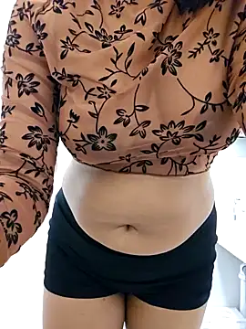lizzzziee online show from 19, 1, 2025