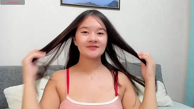 Snapshot of Maekko chatting on 14, 10, 2025 Maekko online show from 14, 10, 2025