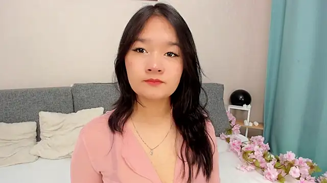 Snapshot of Maekko chatting on 15, 11, 2025 Maekko online show from 15, 11, 2025