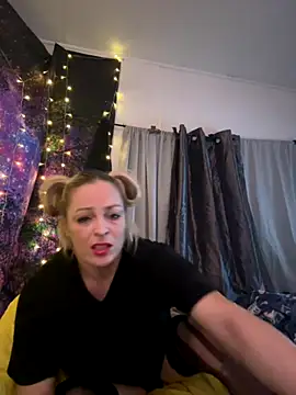 kayNkris online show from 3, 12, 2025
