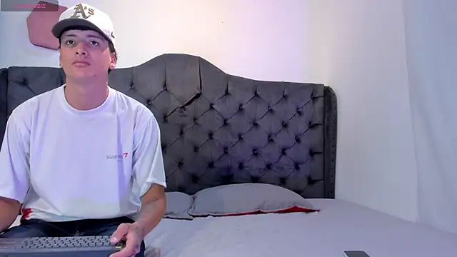 two milkyway online show from 21, 4, 2026