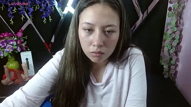 Snapshot of alison_deep chatting on 13, 3, 2025 alison deep online show from 13, 3, 2025