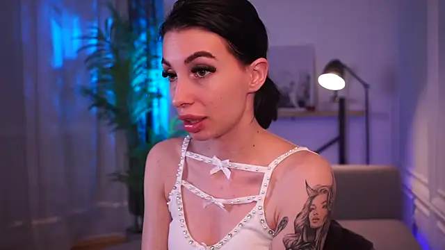 Laady Rosee online show from 1, 3, 2025