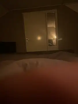 Dutch pussy lover online show from 24, 1, 2025