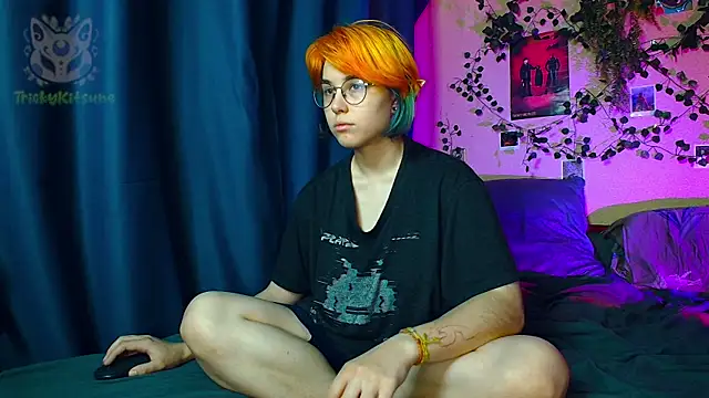 TrickyKitsune online show from 4, 7, 2026