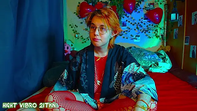 TrickyKitsune online show from 16, 2, 2026