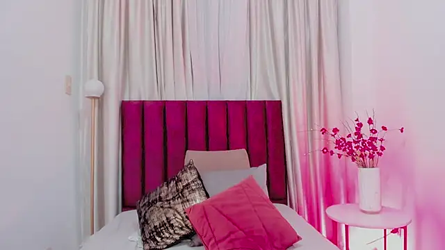 Snapshot of CelesteJoyy chatting on 11, 3, 2025 CelesteJoyy online show from 11, 3, 2025