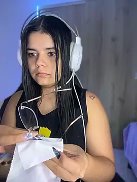 pretty angela1 online show from 15, 4, 2026