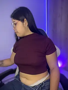 Snapshot of pretty_angela1 chatting on 14, 5, 2026 pretty angela1 online show from 14, 5, 2026