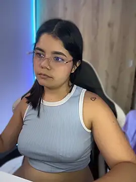 Snapshot of pretty_angela1 chatting on 23, 4, 2026 pretty angela1 online show from 23, 4, 2026