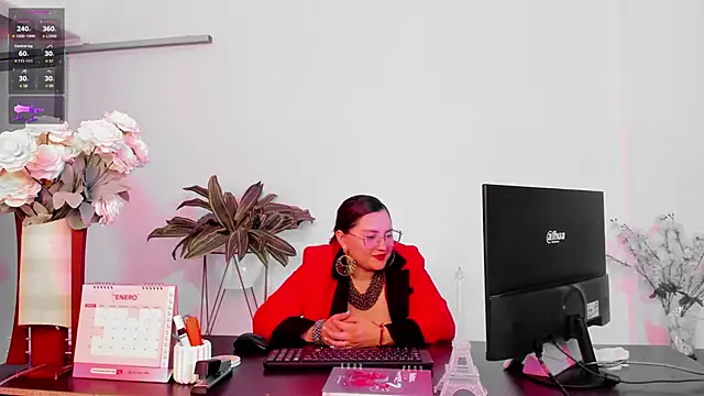 LunaPleasure online show from 9, 3, 2026