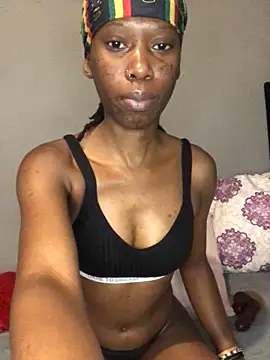 xxSexyTalia28 online show from 28, 4, 2026