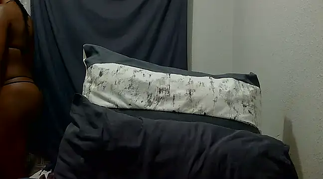 Snapshot of xxSexyTalia28 chatting on 2, 3, 2025 xxSexyTalia28 online show from 2, 3, 2025